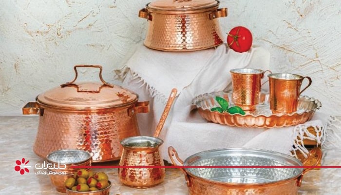 شستن داخل قابلمه مسی